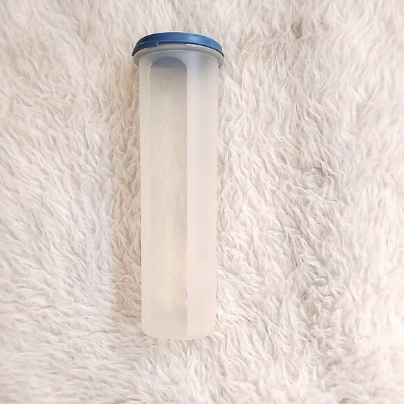 VTG Tupperware Spaghetti Food Storage Container Plastic Clear Blue 1661-3 - Picture 4 of 4